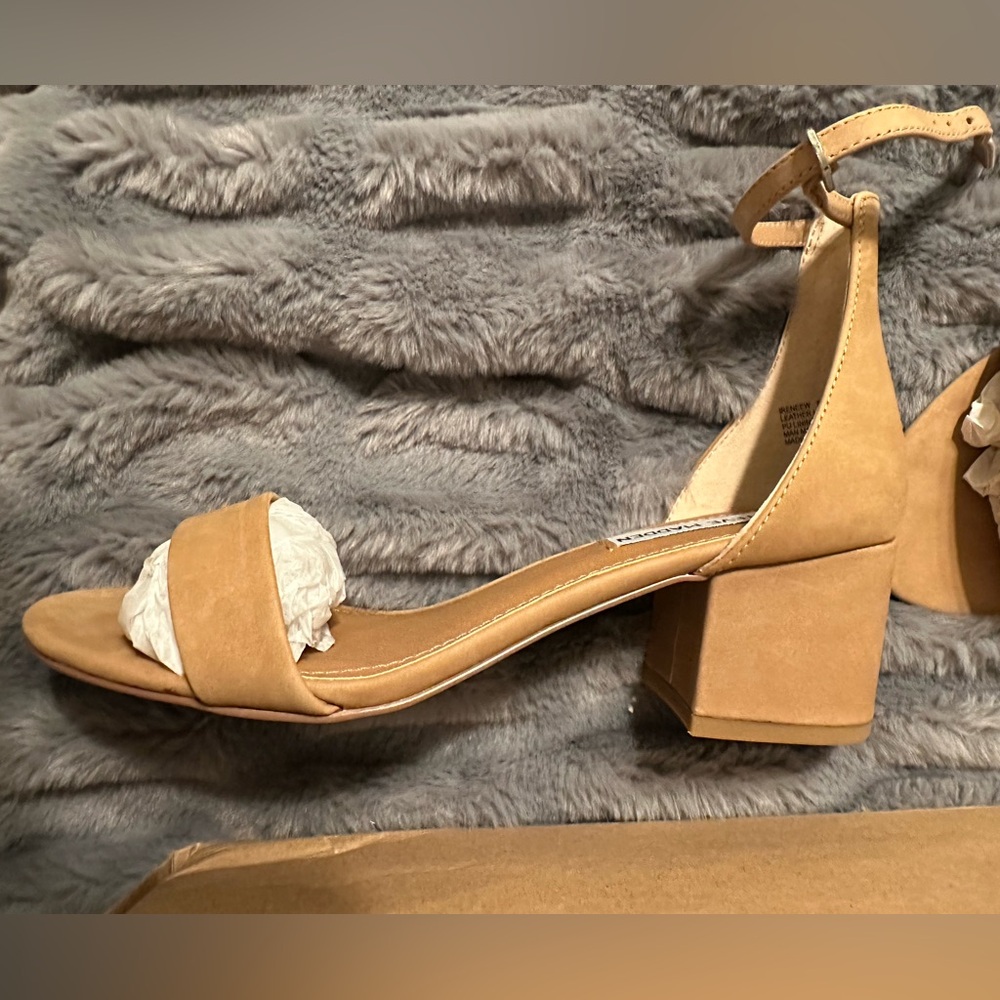 Steve Madden Irenee block heels Tan Nubuck